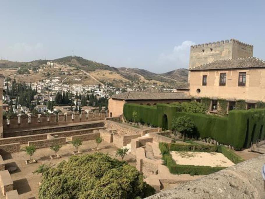 Escape To Sunny Competa, Mountain Views, Pool & Great Off-Peak Rates From October To March Malaga